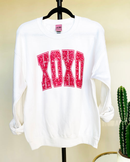 XOXO Faux Glitter Valentines Day Graphic Sweatshirt - White