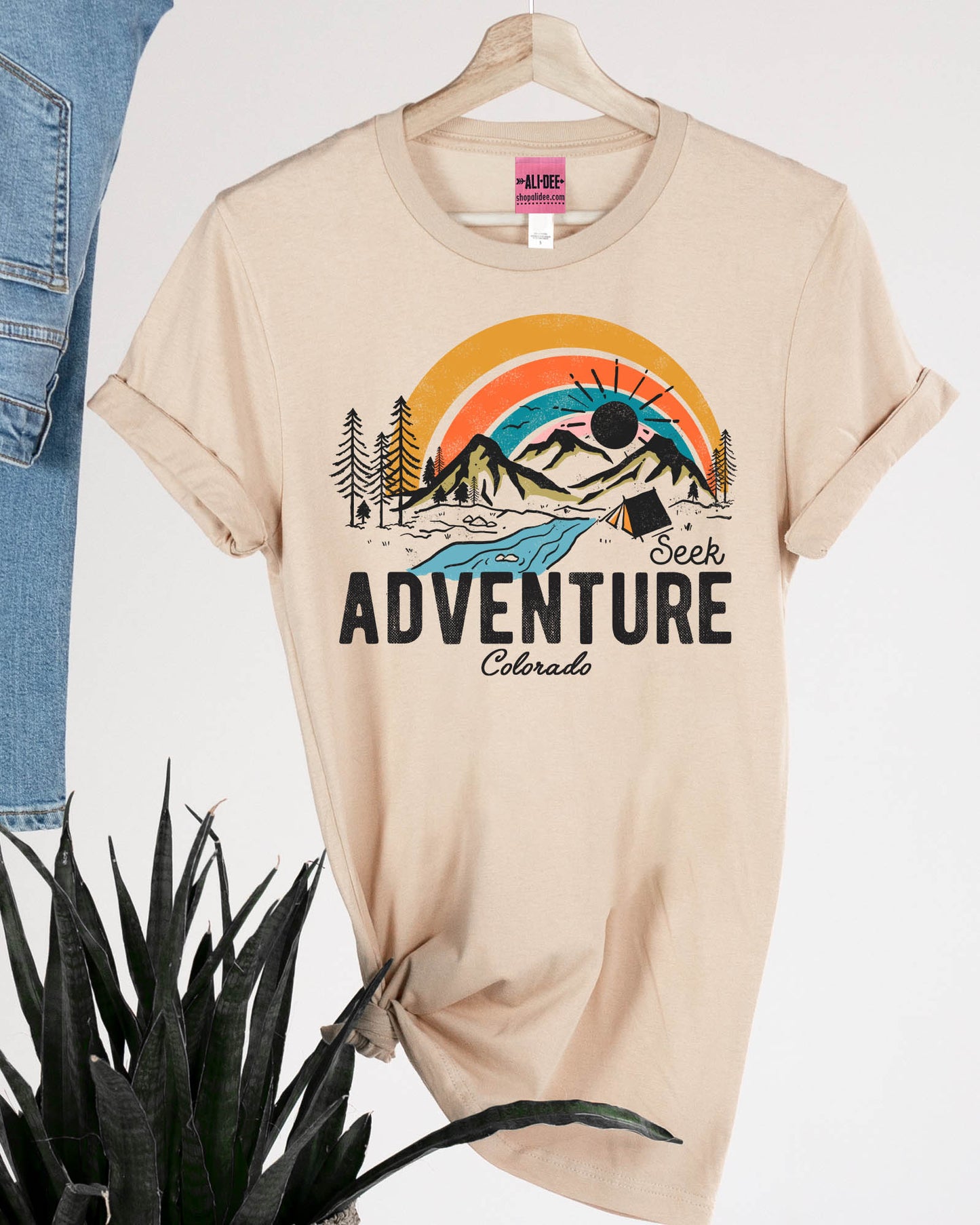 Seek Adventure Colorado Graphic Tee - Sand