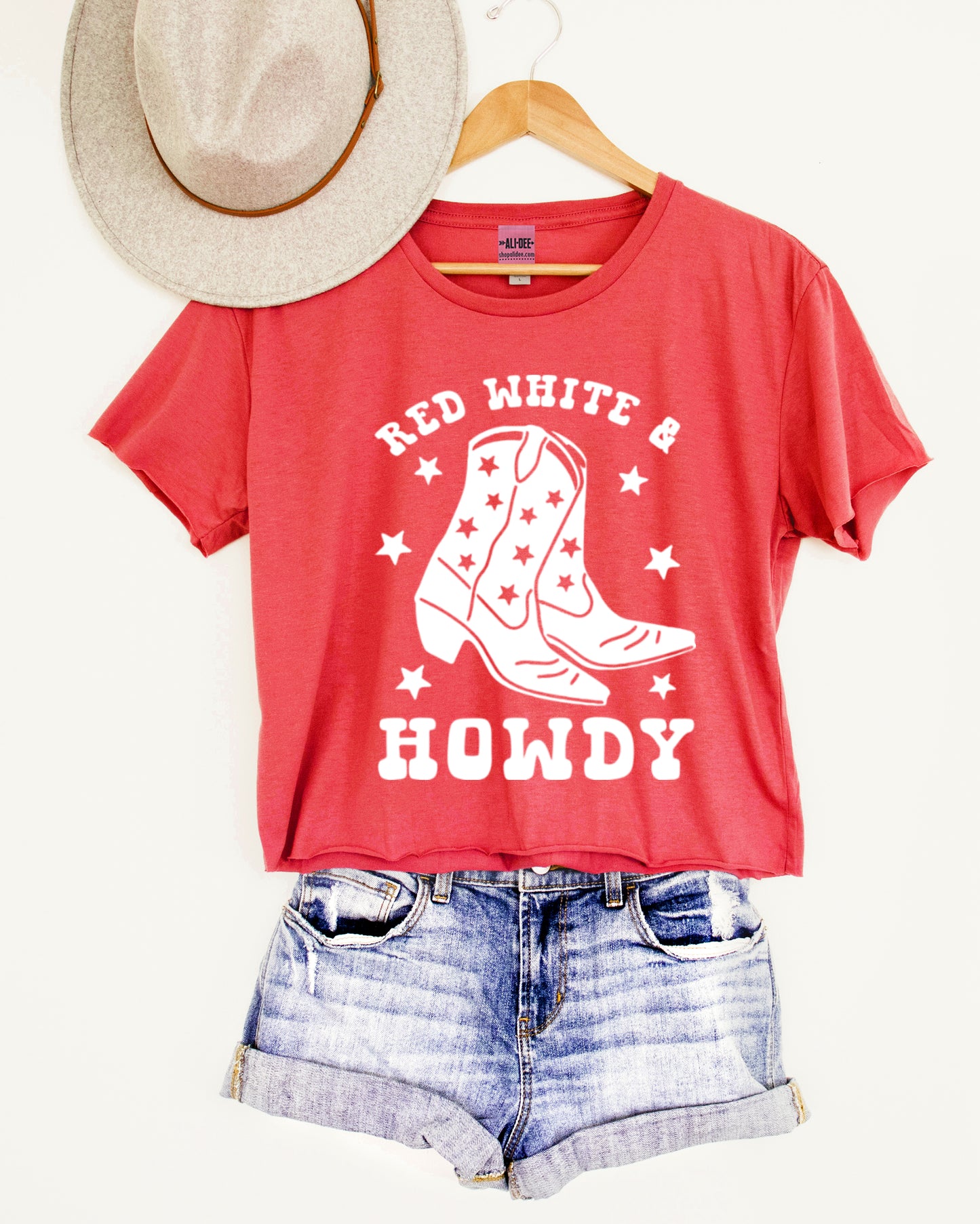 Red White and Howdy Western Graphic Crop Tee - Heather Red